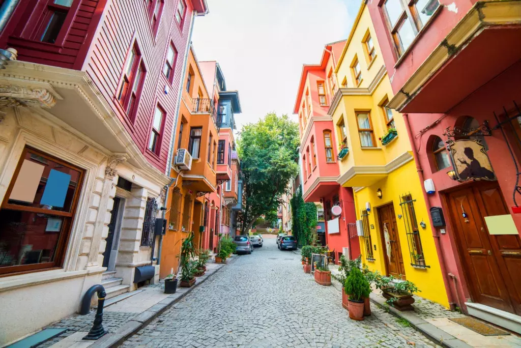 kuzguncuk houses uskudar istanbul